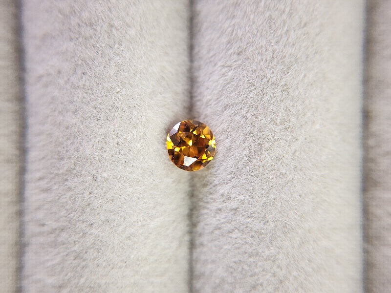 0010-2-3　ジルコン(コニャックブラウン)　0.46ct