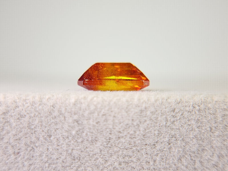 Spha-7 スファレライト 1.85ct – 東洋ルース公式オンラインショップ