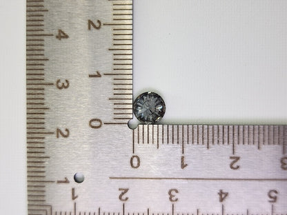　grMOI-2　合成グレーモアッサナイト　0.93ct