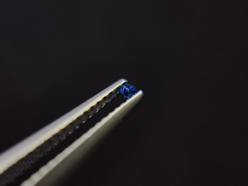 0129-3　アウイナイト　0.01ct