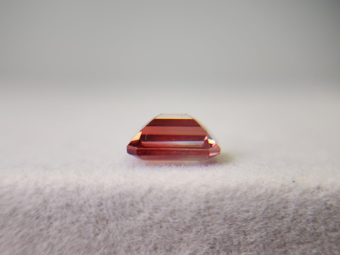 0151-3-9　バイカラーアンデシン　0.89ct