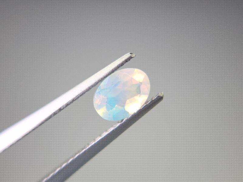 0909-2-6　オパール　0.59ct