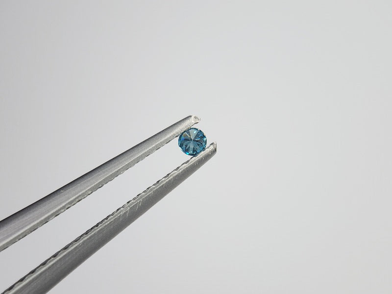 0015-3-9　ブルーダイヤモンド(トリートメント)　0.03ct