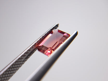 0151-3-6　バイカラーアンデシン　0.79ct