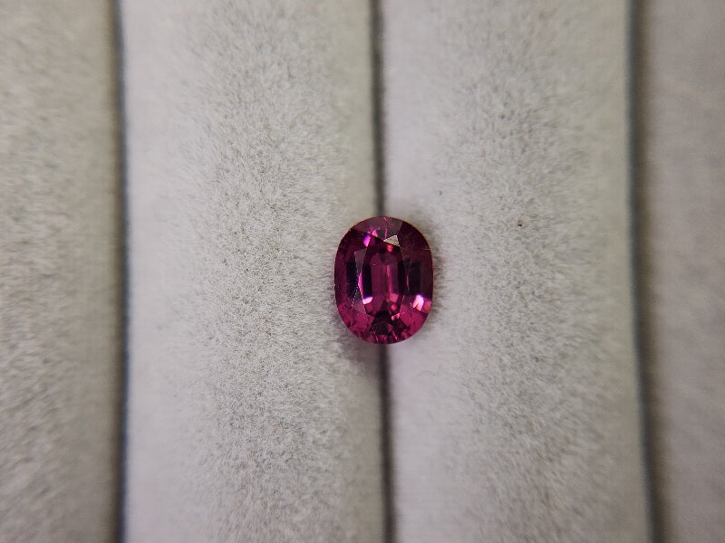 0306-5　ロードライトガーネット　1.01ct