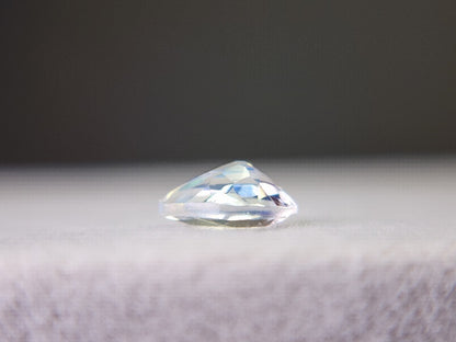 0763-2　アンデシンラブラドライト　0.68ct