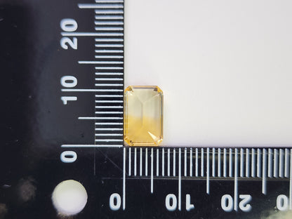 0365-4-5　バイカラーシトリン　2.92ct
