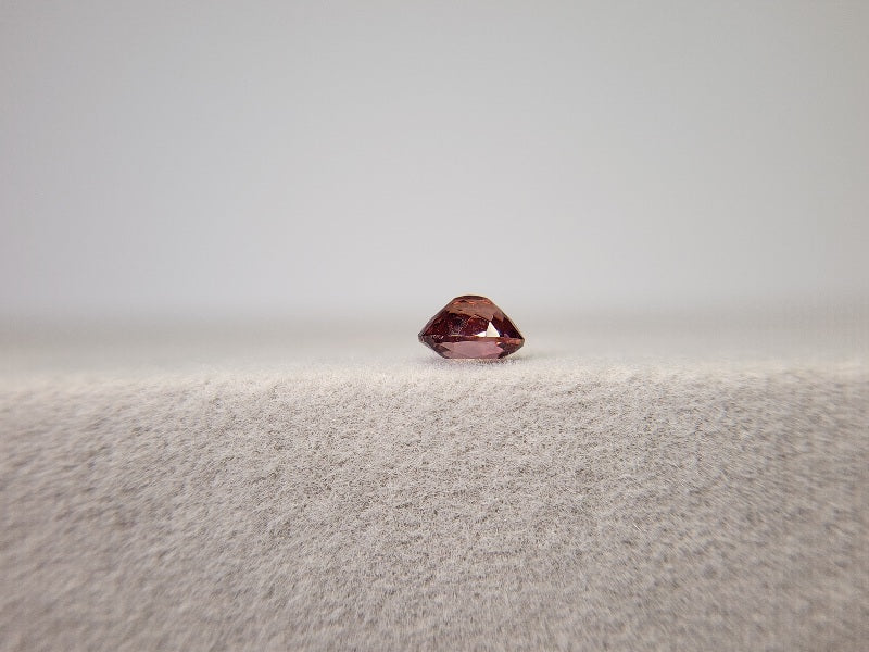 pi-Z-3　ピンクジルコン　0.64ct