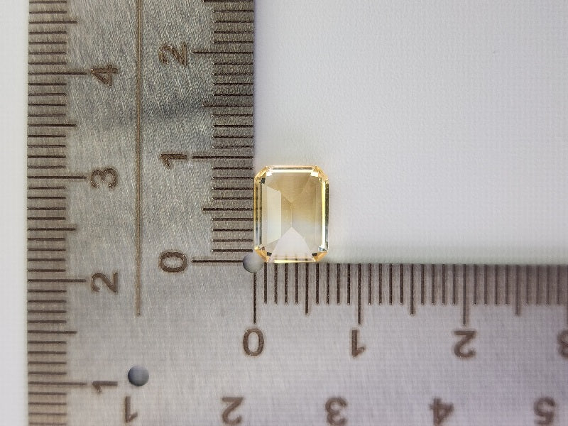 0365-4-21　バイカラーシトリン　2.29ct