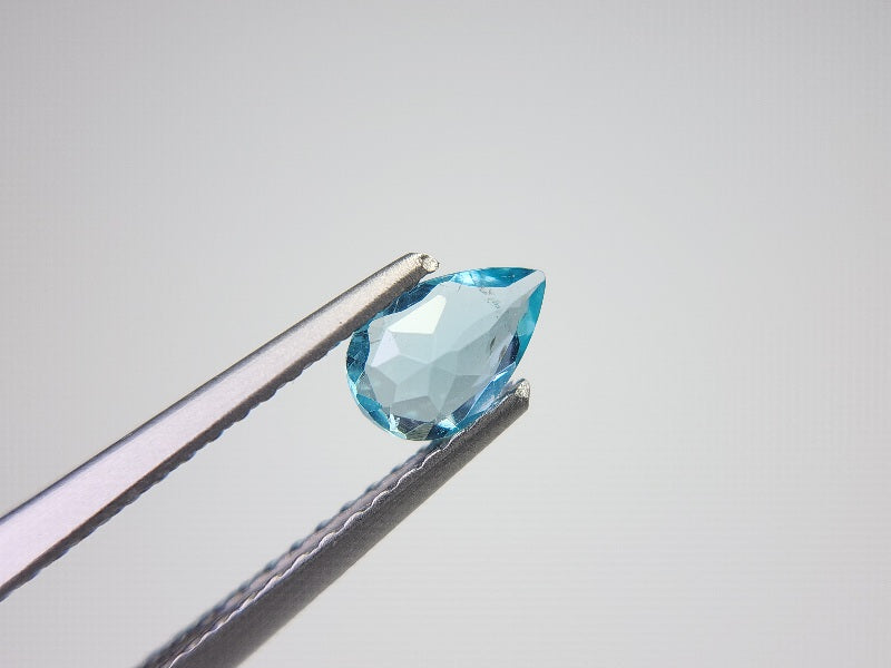 0461-8　アパタイト　0.38ct