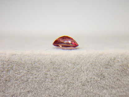 0152-1-9　バイカラーアンデシン　0.40ct