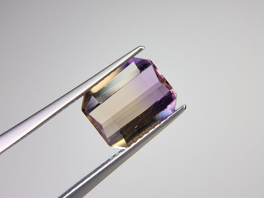 AMT-12　アメトリン　3.08ct