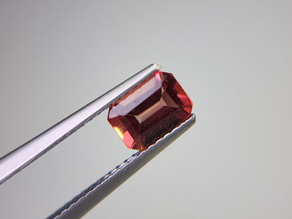 0151-2-14　バイカラーアンデシン　0.92ct