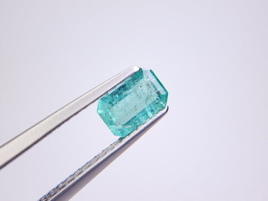 EM-14　エメラルド　0.53ct
