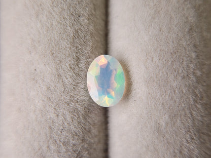 0909-2-6　オパール　0.59ct