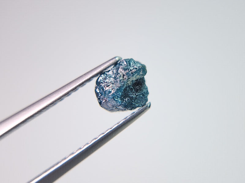 0869-1-2　ブルーダイヤモンド原石　0.94ct