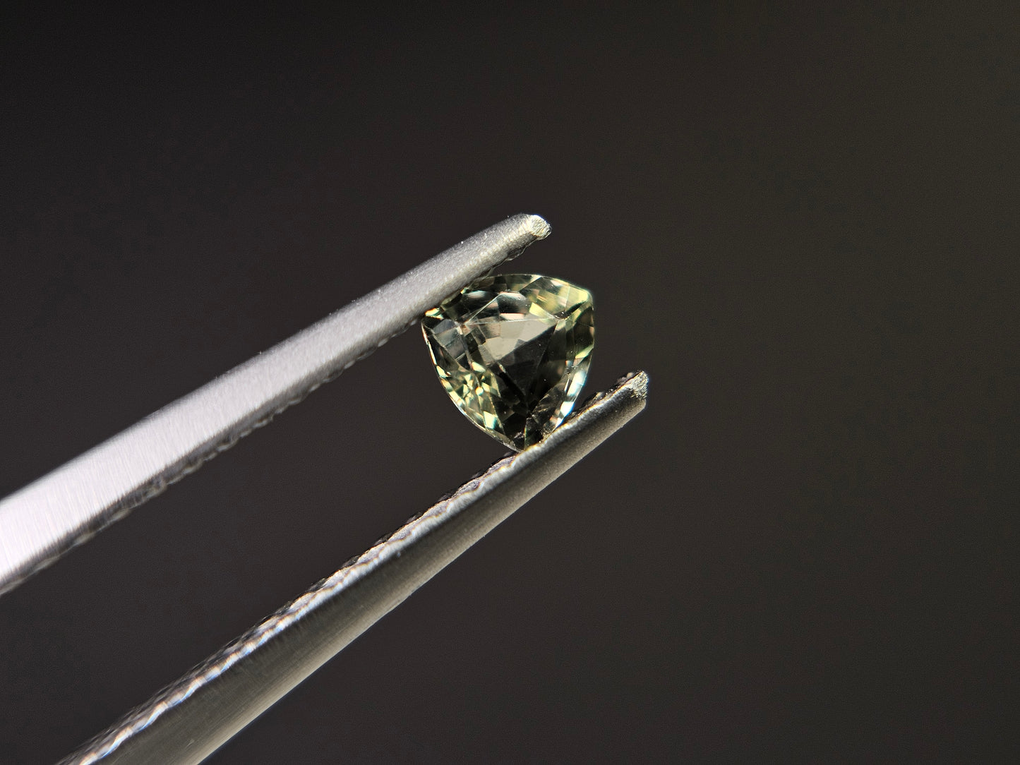 g-SA-2　グリーンサファイア　0.29ct