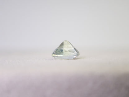 0878-4-3　グリーンベリル　0.86ct