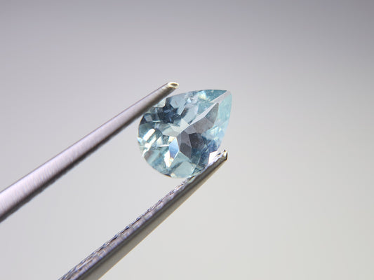 0008-8　アクアマリン　ペアシェイプ　0.52ct