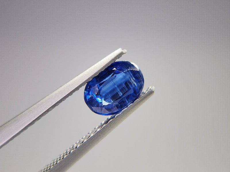 0942-12  カイヤナイト  1.11ct