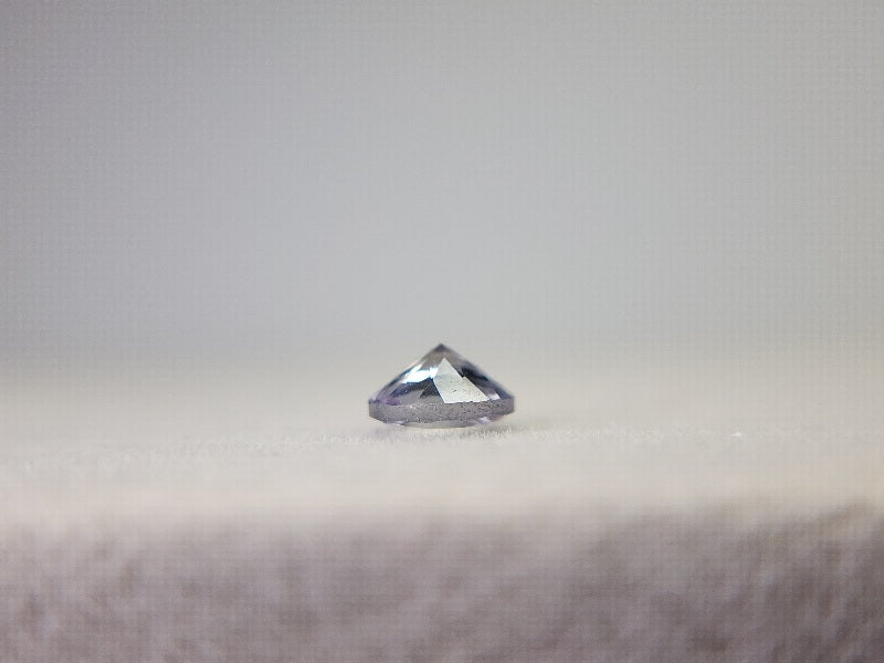 0657-27-2　ゾイサイト　0.38ct