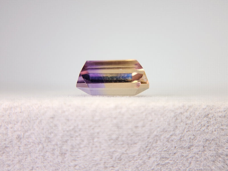 AMT-12　アメトリン　3.08ct