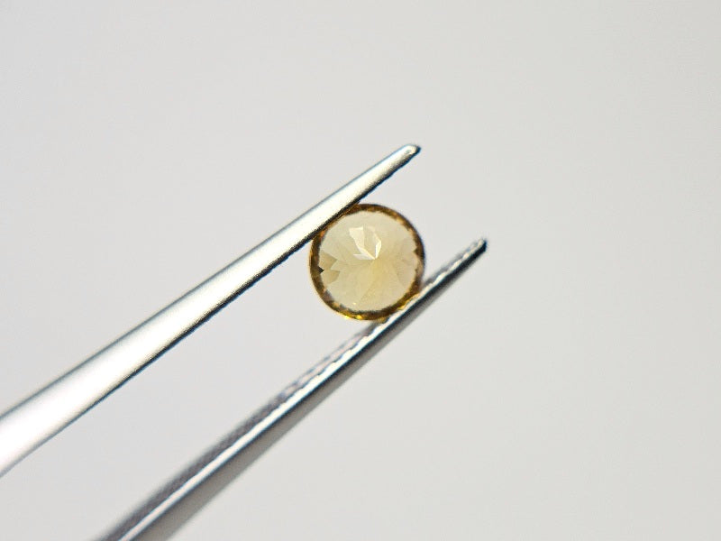 CND-5　コンドロダイト　0.49ct