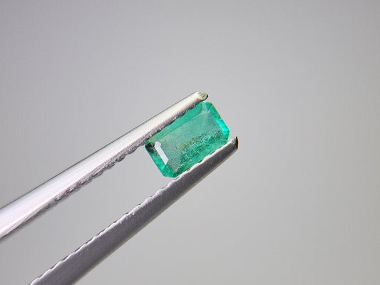 0936-4　エメラルド(ザンビア産)　0.23ct