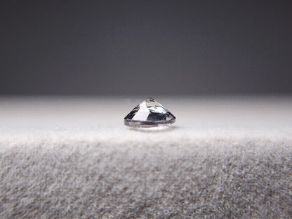 0657-21-1　ゾイサイト　0.38ct