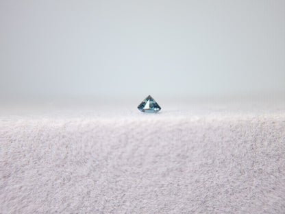 0090-36　モンタナサファイア　0.15ct