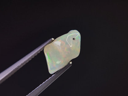 0914-3　さざれオパール（穴あき）　2.39ct