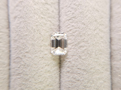 MOI-1　合成モアッサナイト　1.04ct