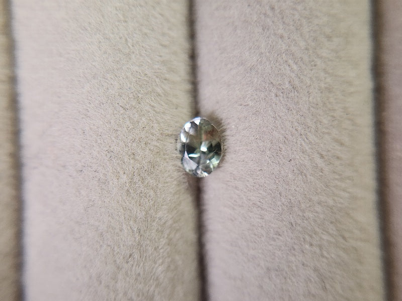 0654-1-4　ゾイサイト   0.38ct