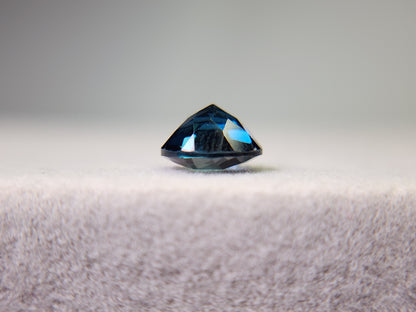 0931-9　ロンドンブルートパーズ　1.55ct