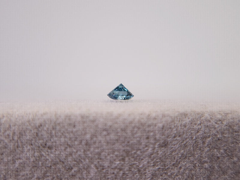 0015-3-2　ブルーダイヤモンド(トリートメント)　0.07ct