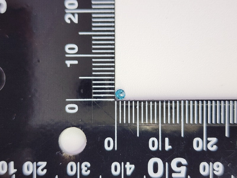 0015-3-5　ブルーダイヤモンド(トリートメント)　0.05ct