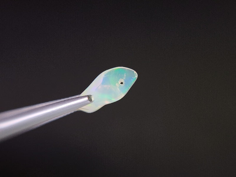 0914-10　さざれオパール（穴あき）　0.92ct