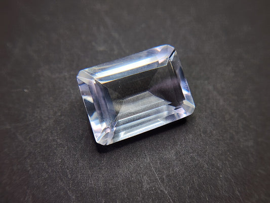 SUI-6　水晶　23.95ct