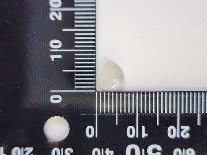 【500円均一】11/24正午まで　サファイア（リーフ）　1.79ct　5