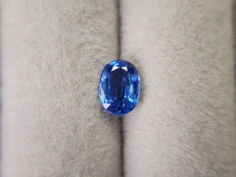 0942-13  カイヤナイト  1.10ct