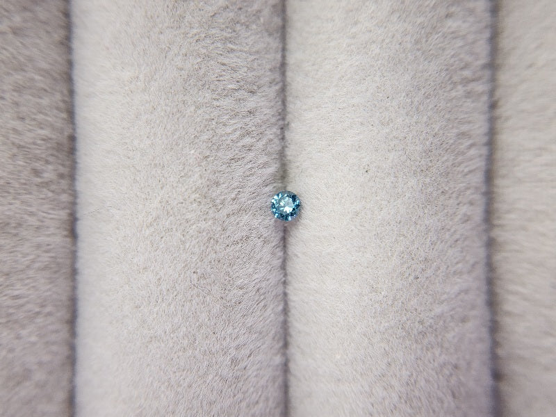 0015-3-4　ブルーダイヤモンド(トリートメント)　0.05ct