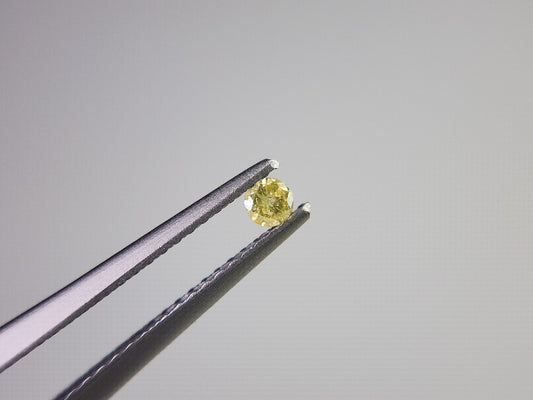 0015-6-2　イエローダイヤモンド　0.06ct