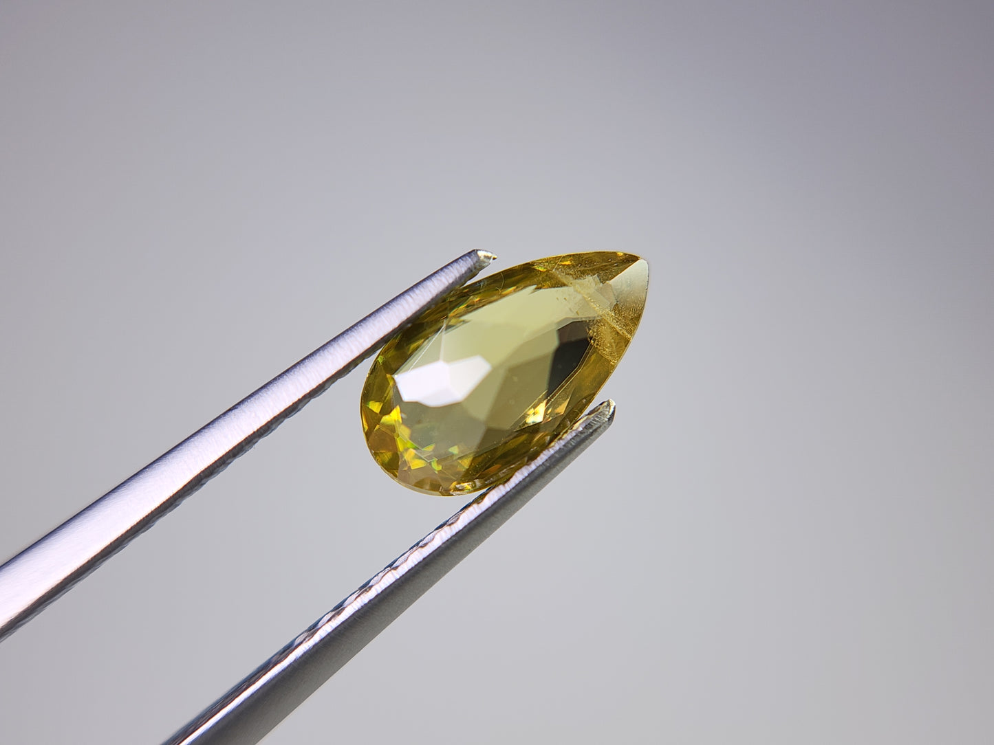 0932-4　スフェーン　1.05ct
