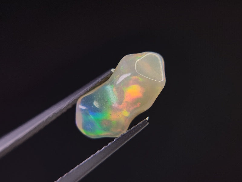 0914-4　さざれオパール（穴あき）　2.16ct