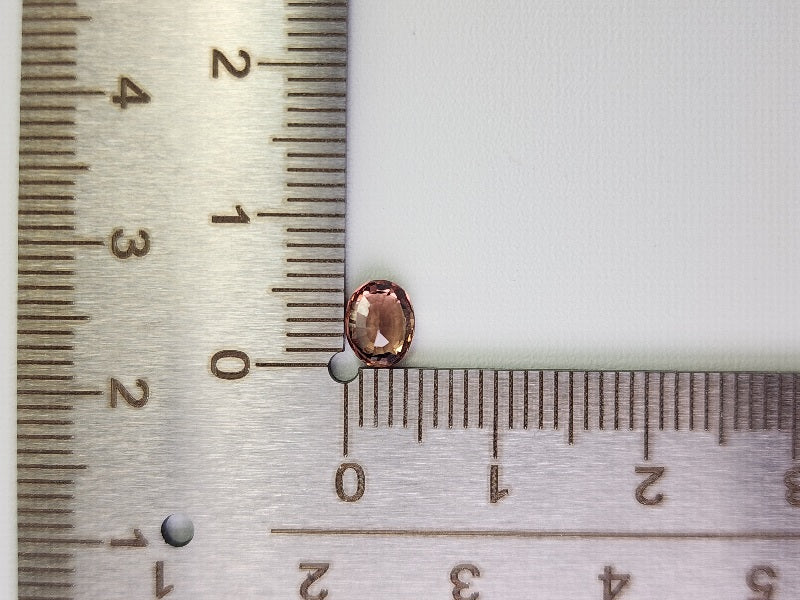 ccGA-8　カラーチェンジガーネット　0.74ct