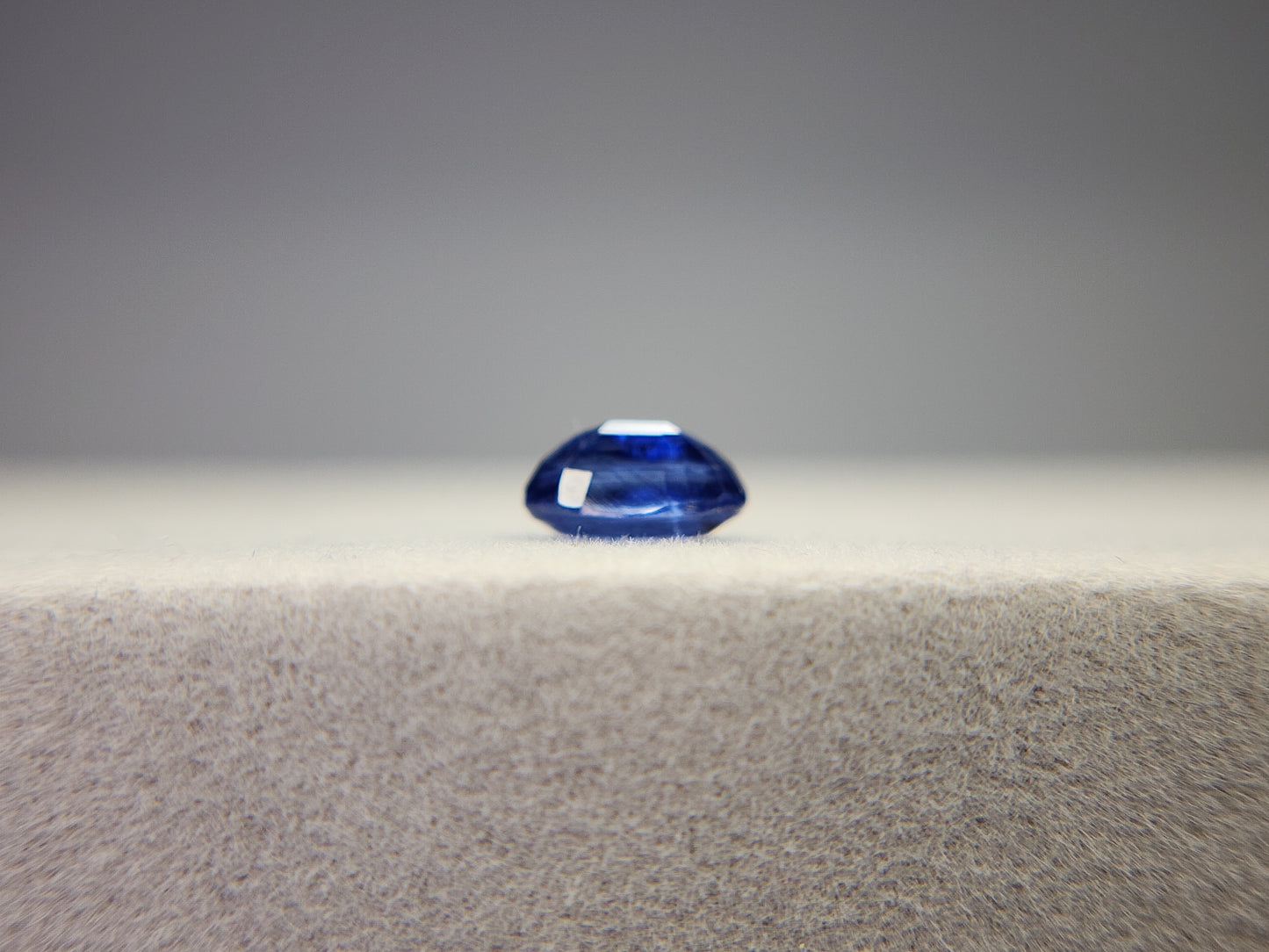 0942-15  カイヤナイト  1.09ct