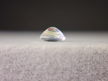 0760-9　アンデシンラブラドライト　0.48ct