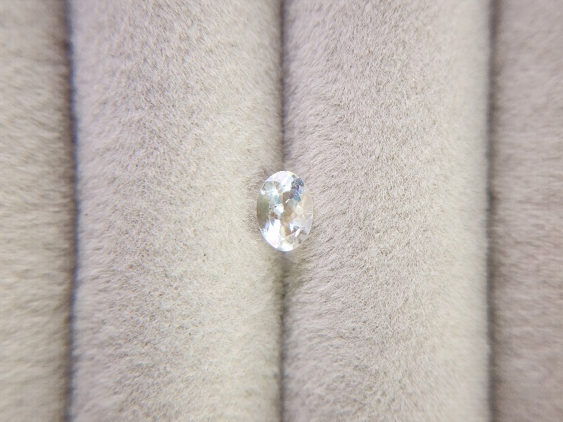 0760-9　アンデシンラブラドライト　0.48ct