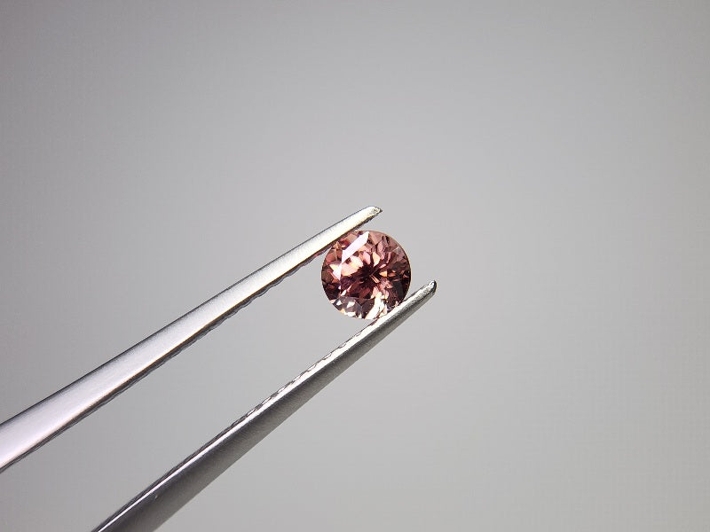 pi-Z-5　ピンクジルコン　0.57ct