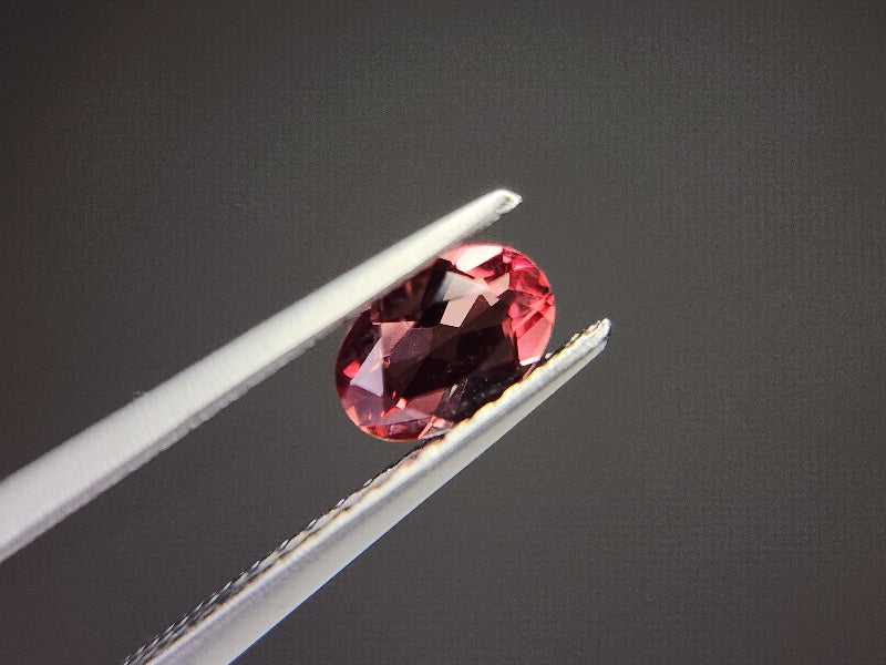 0152-1-38　バイカラーアンデシン　0.39ct